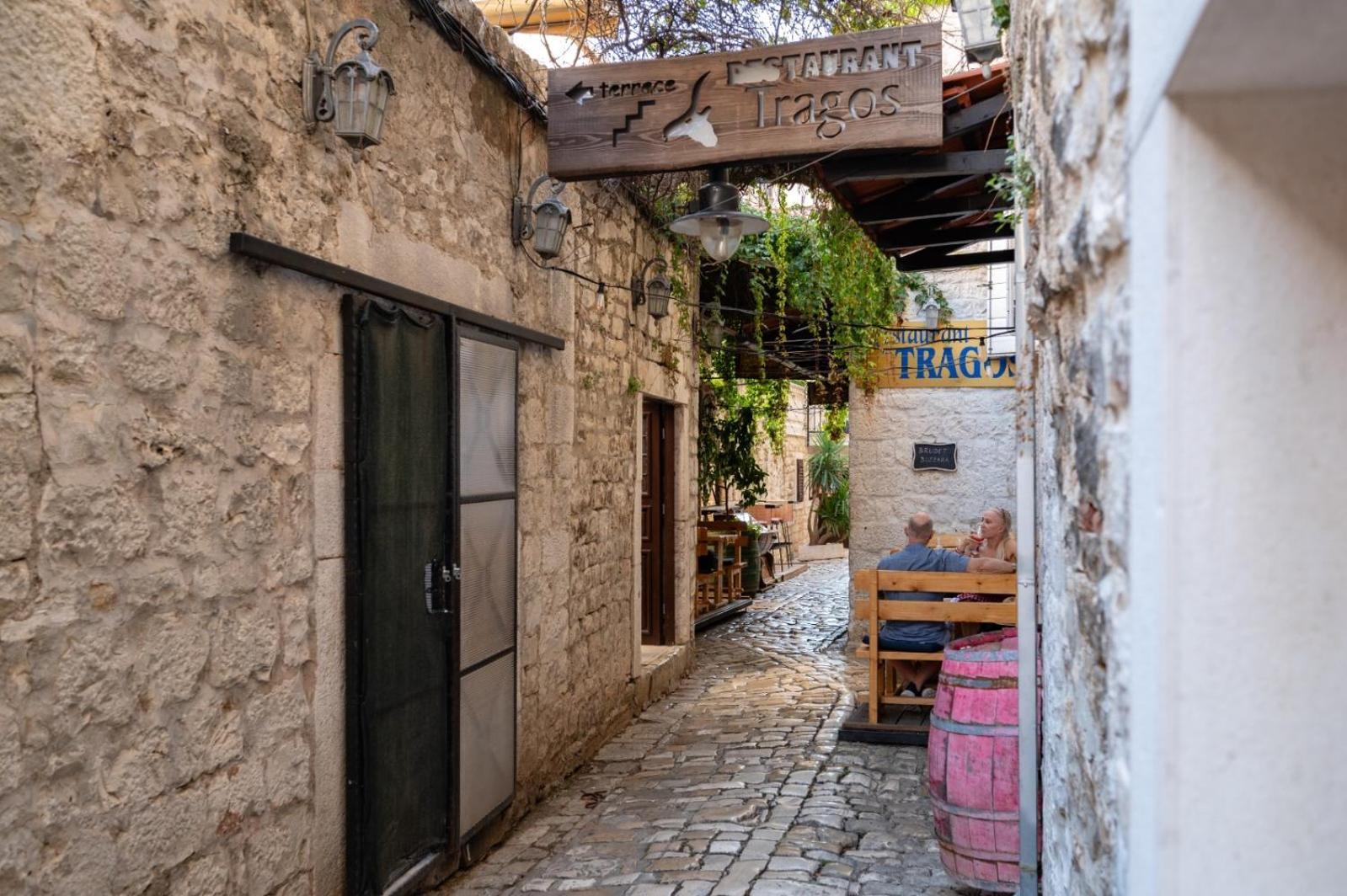 Heritage Hotel Tragos Trogir Exterior foto