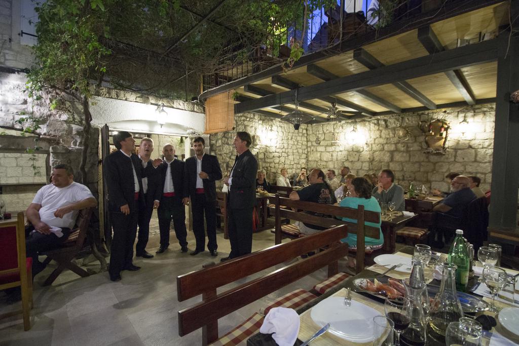 Heritage Hotel Tragos Trogir Exterior foto